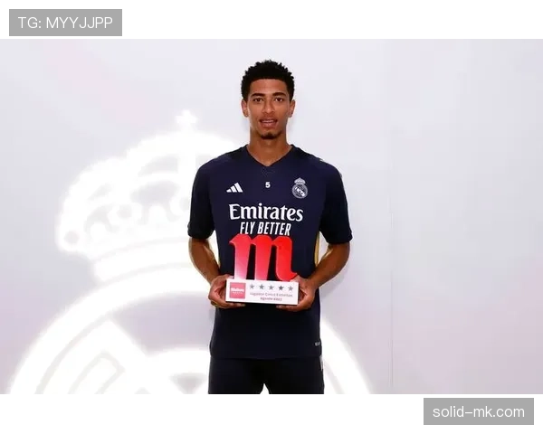 贝林厄姆 vs 齐达内：上限差距与中场进化路径