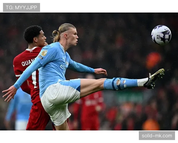 曼城虽掌控比赛节奏，统治力下滑迹象已逐步反映在关键战表现中